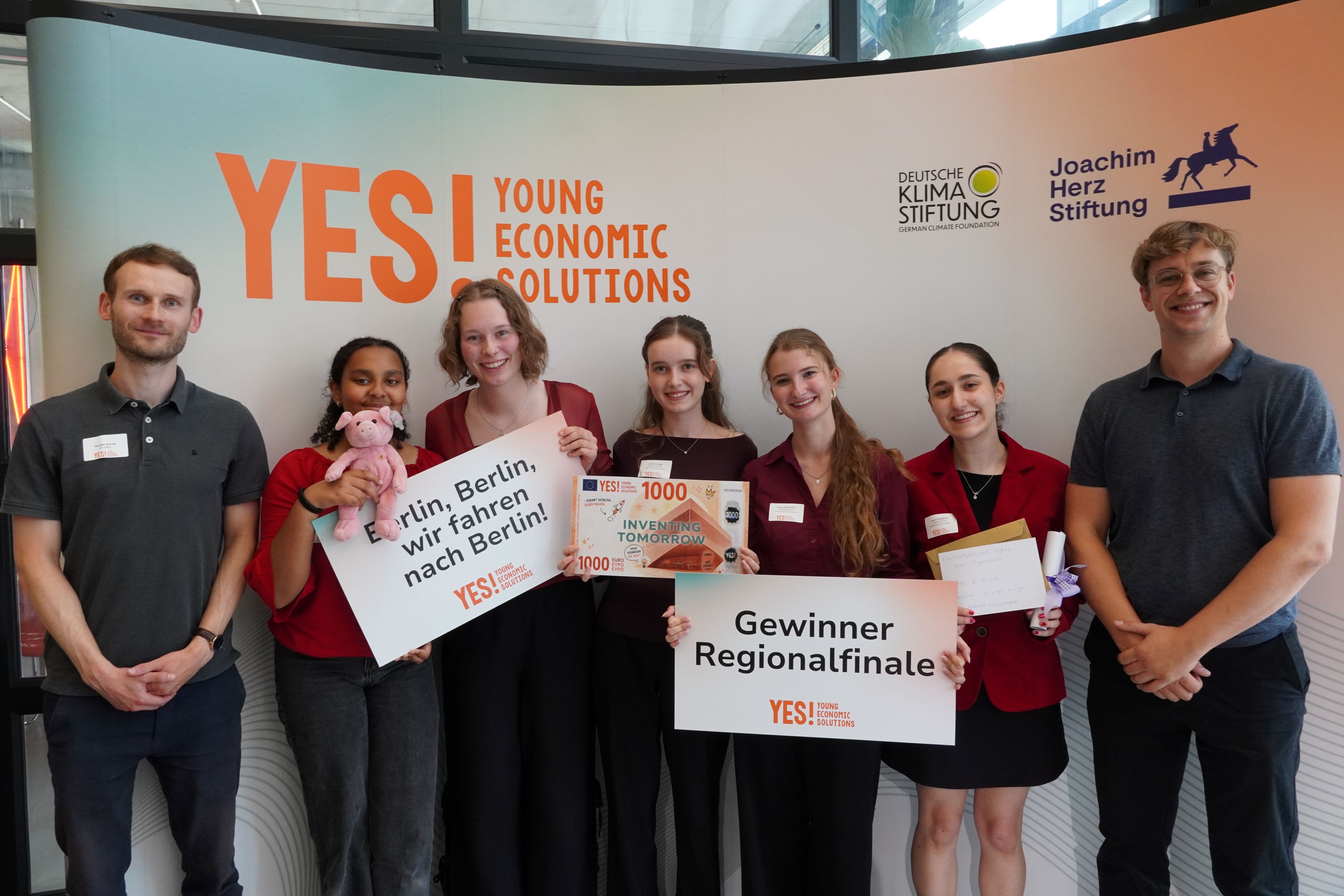 Regionalfinale Süd-Ost Gewinner Erzbischöfliches Edith-Stein-Gymnasium