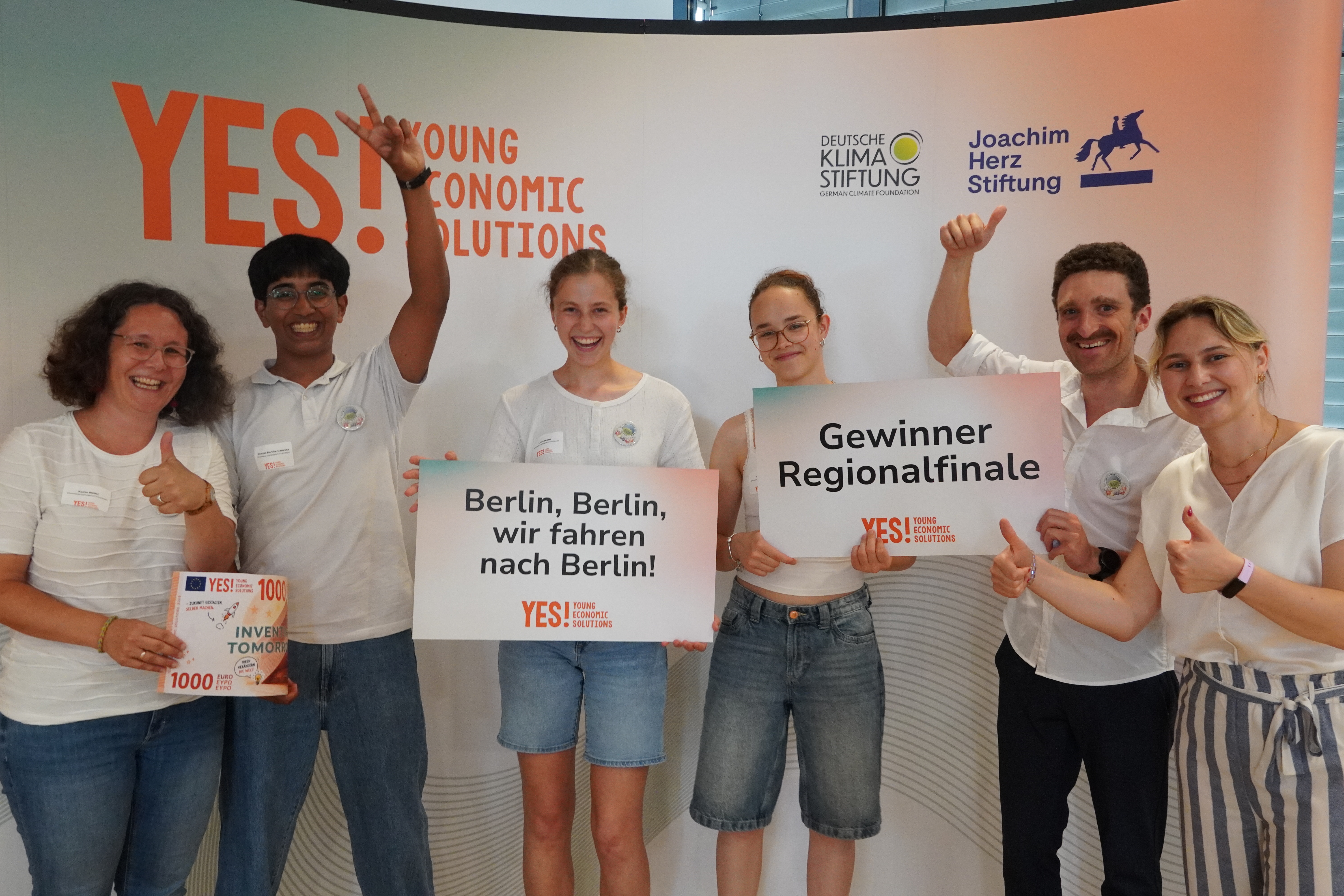 Regionalfinale Süd-West Gewinner Ehrenbürg Gymnasium