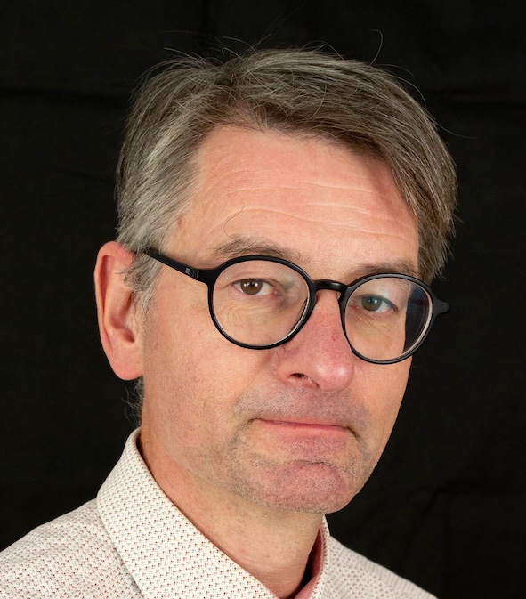 Michael Scharp geschäftlich Klein